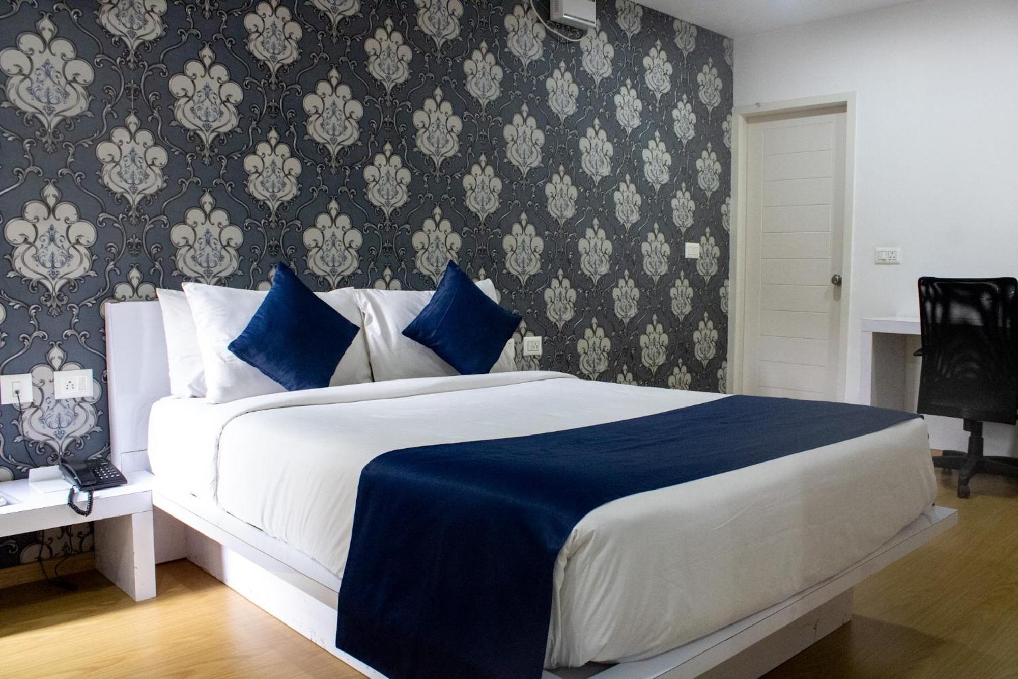 Mystic Hotel Koramangala Bangalore Dış mekan fotoğraf